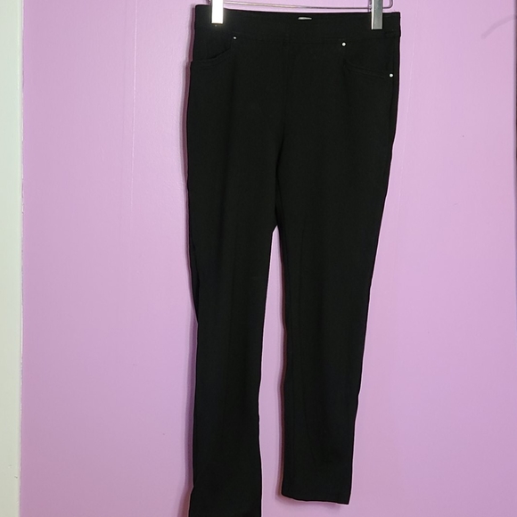 ๐๏ธ 89th Madison - Picture 1 of 6